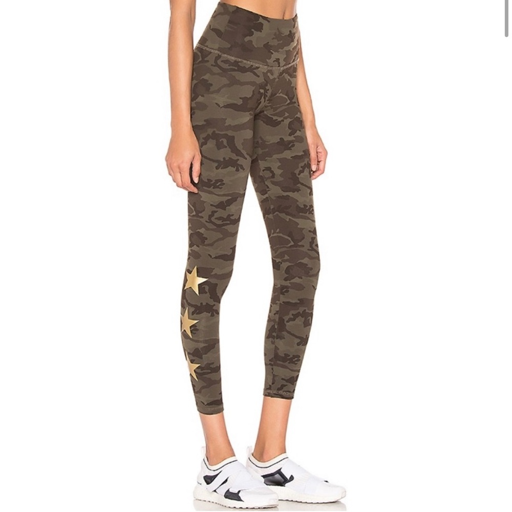 STRUT THIS | Gold Star Ankle Legging in Green Camo